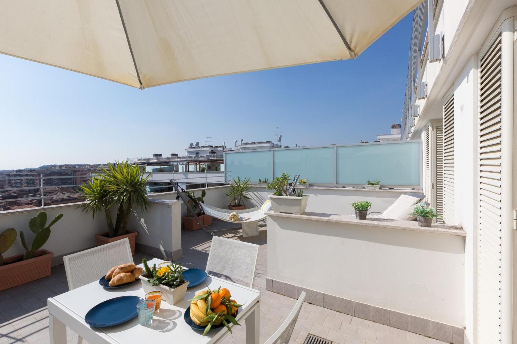 Boutique Domus Trastevere Penthouse * Rome